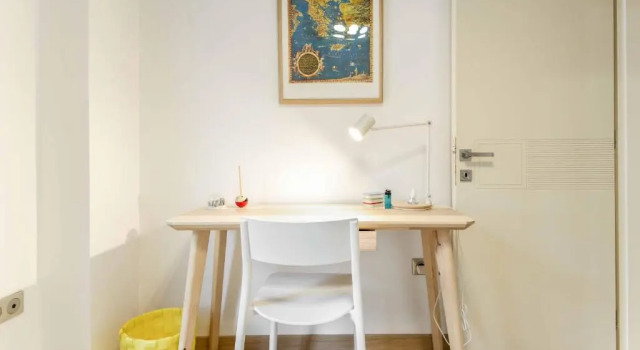 Brand new stylish 3 bdrm apartment with terrace