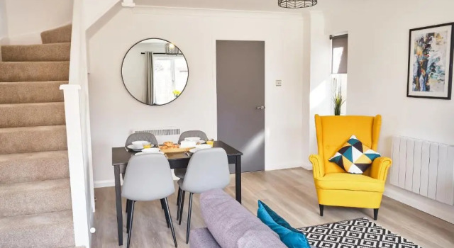 Апартаменты Parkway House - Modern with great transport links