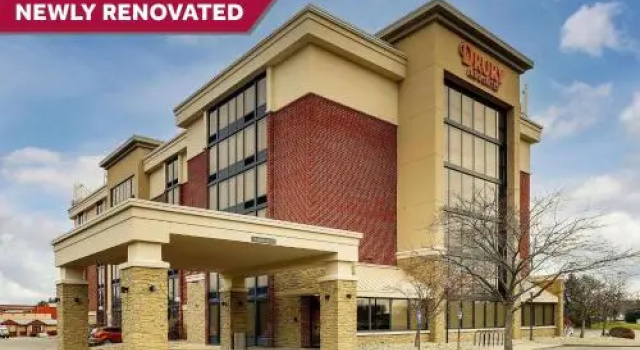 Drury Inn & Suites Columbus Dublin, Забронировать Отель Даблин штат Огайо