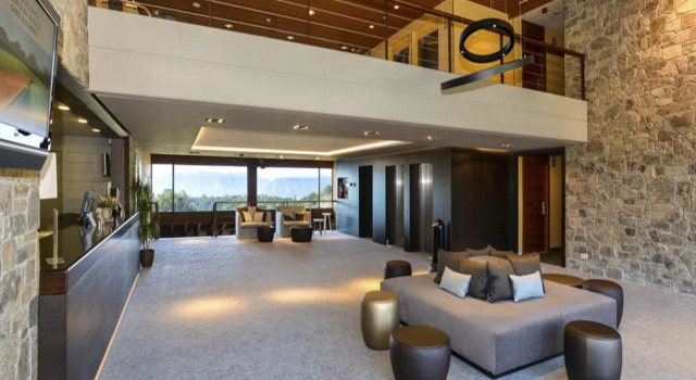 Hotel Serhs El Montanyà, Varaa Hotelli Seva 