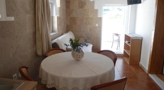 Студия Apartments Kurilj
