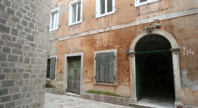 Apartment Kotor