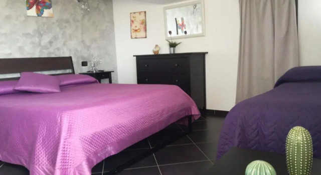 Standard- firedobbelt værelse med haveudsigt B&B Villa Molinari