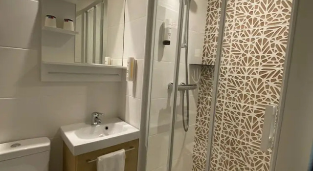 Номер Comfort Hôtel Le Pavillon de Saint-Lô