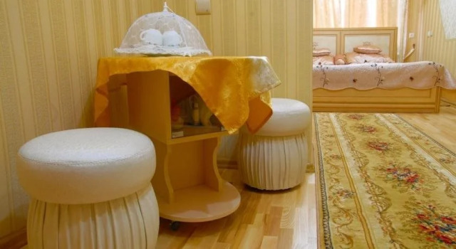 Near the Lake, Book Hotel Hotels in Lviv with a Pool, Swimming Pool