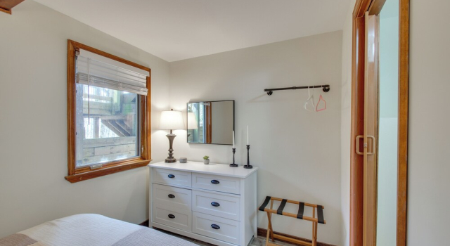 Cozy 'hillside Hideaway' in Wintergreen Resort!, Book Feriehus Wintergreen Nellysford