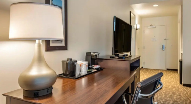 Двухместный номер Standard Comfort Inn & Suites Pittsburgh-Northshore