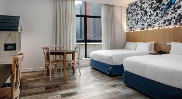 Четырёхместный номер Standard Protea Hotel Fire & Ice! by Marriott Durban Umhlanga Ridge