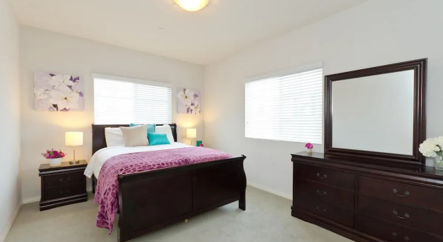 LA009 3 Bedroom Apartment By Senstay
