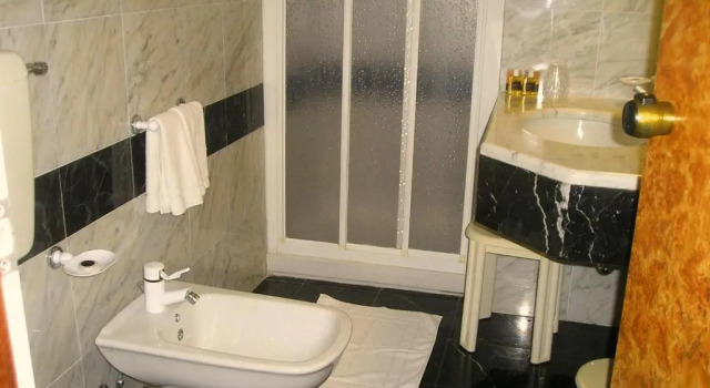 Трёхместный номер Standard Park Hotel Villa Leon dOro