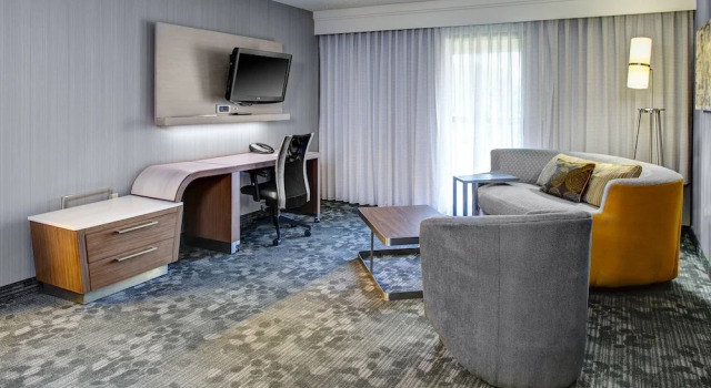 Люкс Courtyard by Marriott Cleveland Westlake