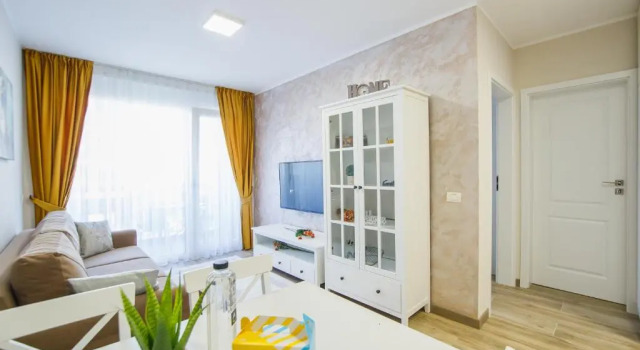 Апартаменты Cappuccino Colors at West Residence