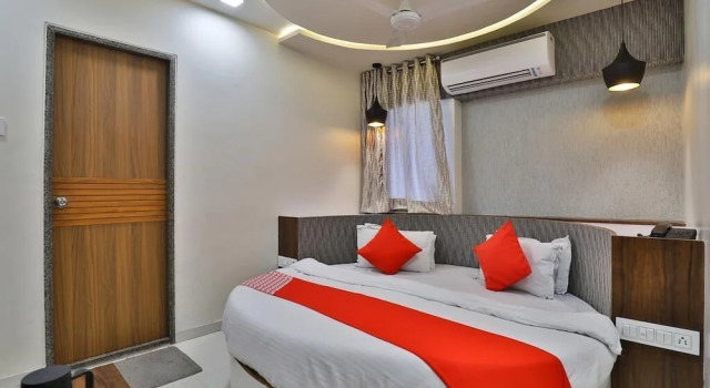 Двухместный номер Deluxe Hotel Shivganga