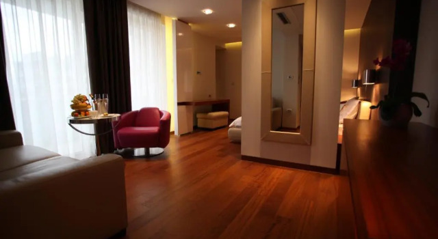 Люкс Hotel IN