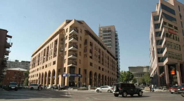 Luxury Apartment in the City Heart