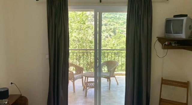 Despina Studios Raxes Ikaria # 1, Đặt Khách sạn Christos Hy Lạp