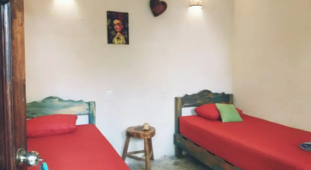Кровать в общем номере Tubo Tulum Hostel - Unique Stay
