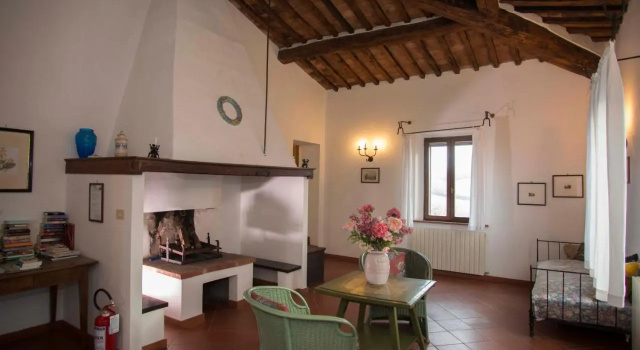 Agriturismo Poggiarellino - Montalcino, Забронировать Апартаменты/квартира Отели Монтальчино с парковкой, Парковка