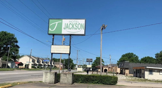 Hotel Jackson, Rezerwuj Hotel Macomb Illinois
