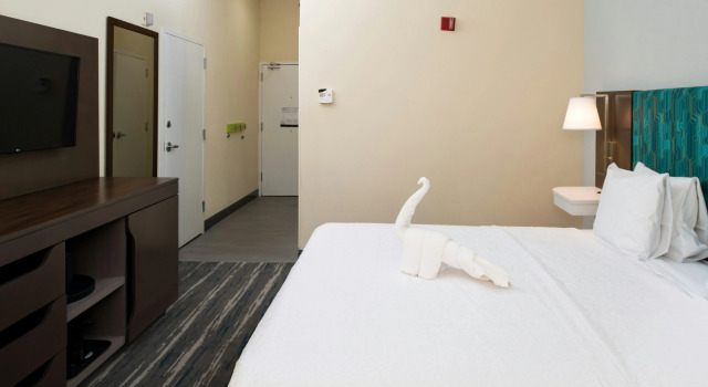 Hampton Inn Greensboro-Airport