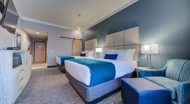 Четырёхместный номер Standard Hotel Peppertree Bend, BW Premier Collection