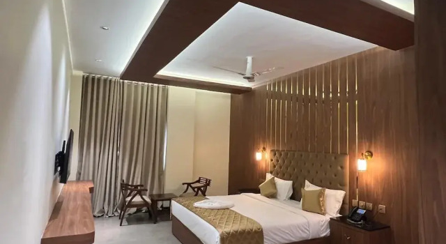 Hyders Mahal & Hotel, Забронировать Отель Отели Танджавур с парковкой, Парковка