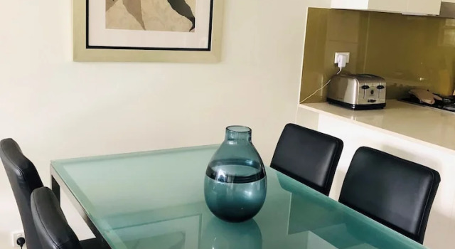 Апартаменты Executive с 2 комнатами с балконом Wyndel Apartments - Encore