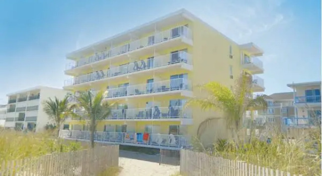 Люкс SeaLoft Oceanfront Hotel
