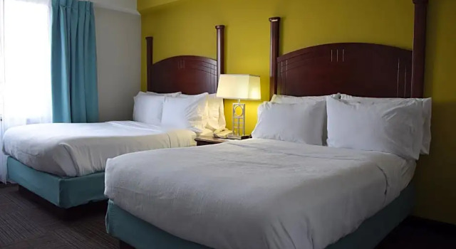 Четырёхместный люкс c 1 комнатой Staybridge Suites London by IHG