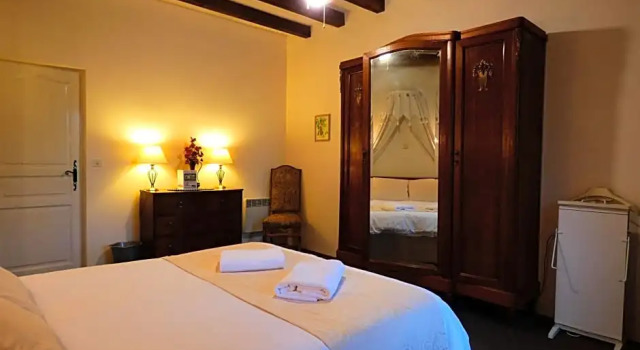 B&B du Chateau des Mautors, Rezerwuj Bed and Breakfast Monpazier Red Perigord