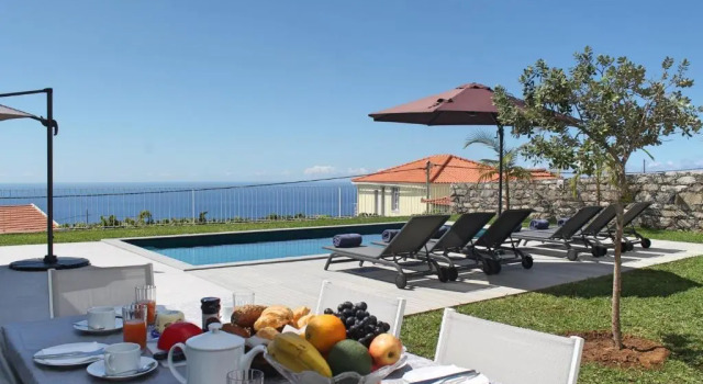 Вилла Luxury Calheta Villa Casa Calheta Heights 3 Bedrooms Stunning Sea Views