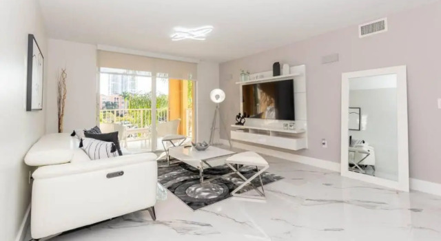 Yacht Club at Aventura Lux 2 Bed 2 Bath Brand New 2021