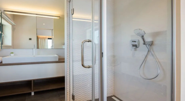 Вилла Deluxe Beachfront Villa Azzurro With Pool