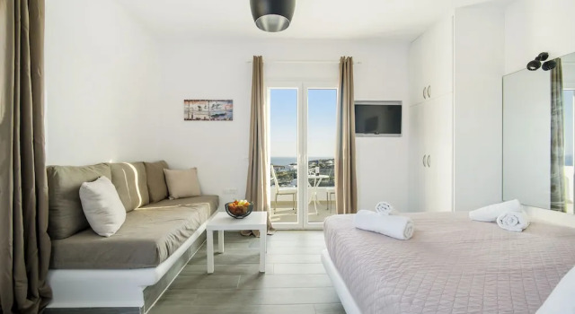 Двухместная студия Superior с балконом и с видом на море Oniropetra Apartaments