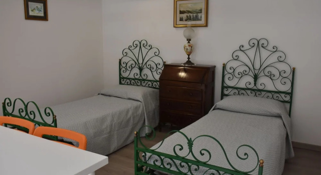Rinninella a Santa Chiara Casa Lidia, Забронировать Отель Отели Неаполя с парковкой, рядом с Ospedale degli Incurabili, Парковка