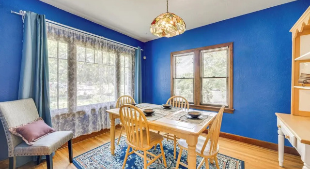 1 Mi to Riverwalk: Home w/ Fenced Yard in Pueblo, Buchen Sie Ferienhaus Galaţi 