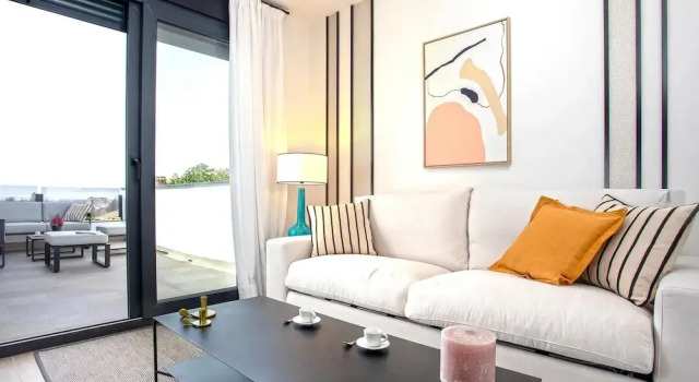 Апартаменты Cozy 1BD Apartment With Terrace Pool and Parking Arruzafa VI