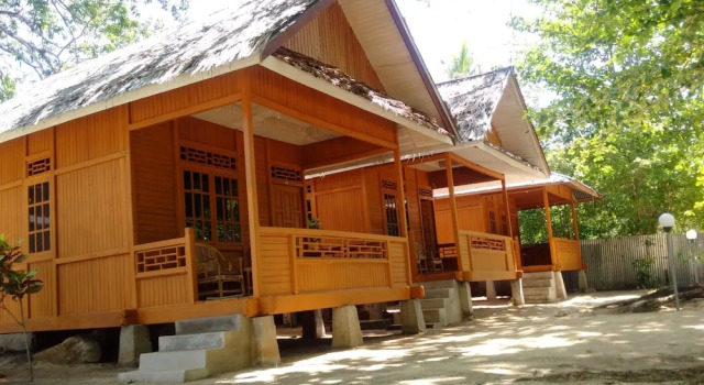 Коттедж Standard Jonaths Cottage Bunaken