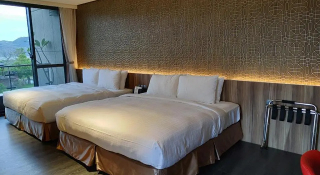 Camera Standard Tan Villa