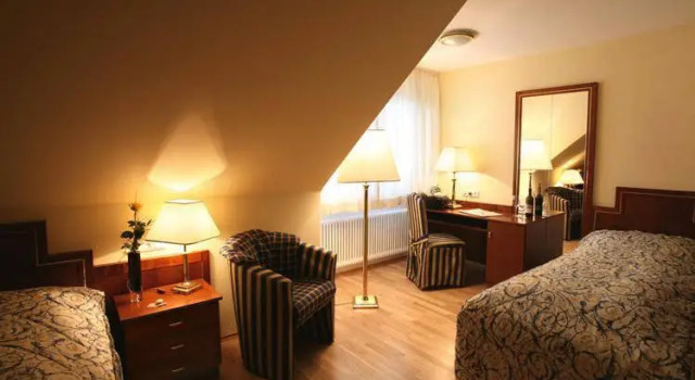 Goldener Adler, Prenota Hotel Sulzheim Distretto della Bassa Franconia