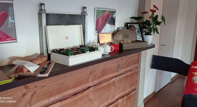 Couett' Hotel Loudeac, Varaa Hotelli Hotellit Côtes-d'Armor pysäköinnillä, Pysäköinti