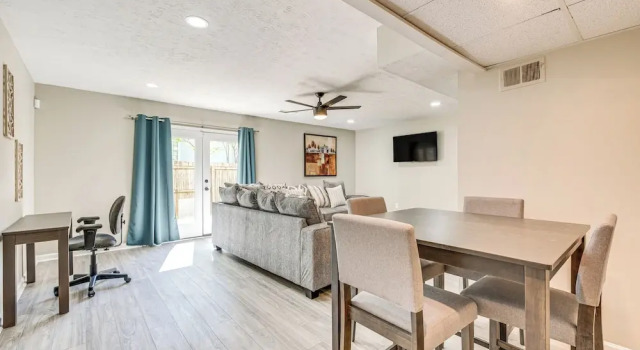 Welcoming Townhome: 1/2 Mi to Downtown Smyrna, 预订 公寓 士麦那 佐治亚州