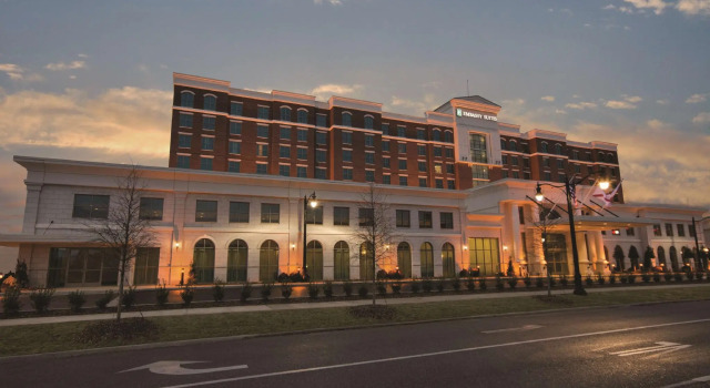 Номер Standard Embassy Suites by Hilton Tuscaloosa Alabama Downtown