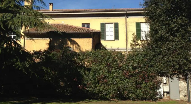 Palazzo del Borgo, Prenota Appartamento Como Como