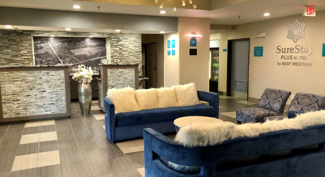 SureStay Plus Hotel by Best Western Coralville Iowa City, Забронировать Отель Айова-Сити Айова, рядом с Johnson County Historical Society
