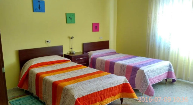 As Carreiras 2, Book Hotel Bueu 