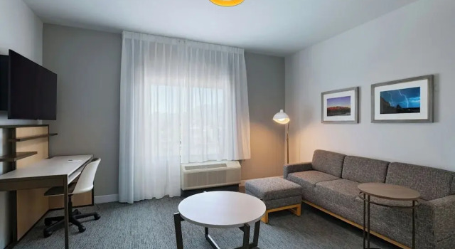 Люкс Towneplace Suites By Marriott Albuquerque Uptown