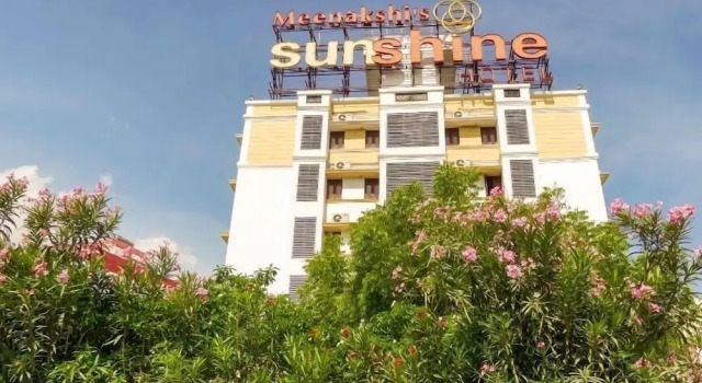 Двухместный номер Luxury с балконом Meenakshi's Sunshine Hotel