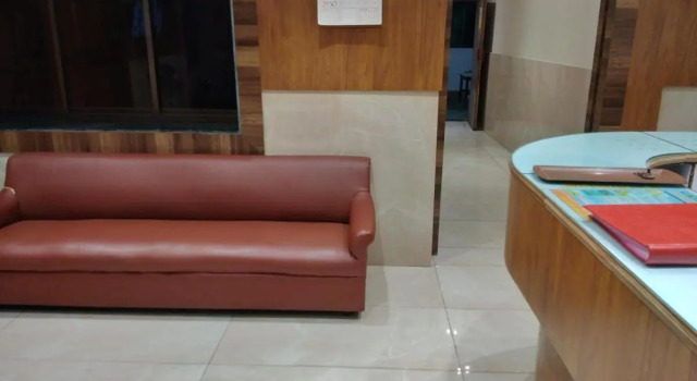 Hotel Rishi International, Забронировать Отель Мумбай Mumbai Region, рядом с Embassy of Italy