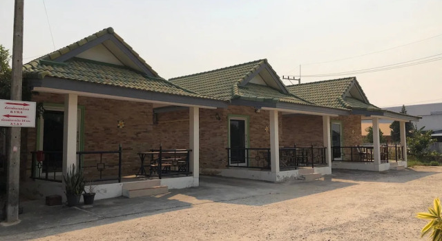 Romsai Resort, Забронировать Курортный отель Отели Бангламунг с парковкой, Парковка
